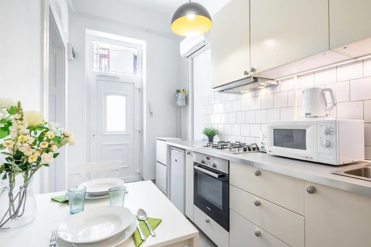 Apartment Lovely & Cozy Home With A C Budapest