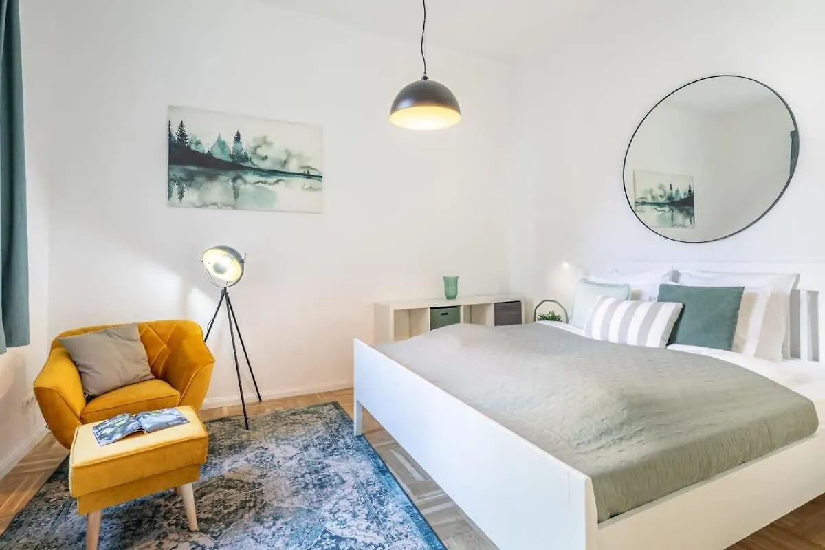Lovely & Cozy Home With A C Budapešť Apartmán